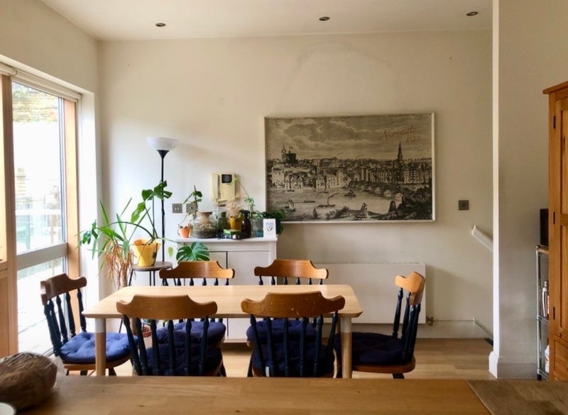 Room Blackstock Road in Greater London