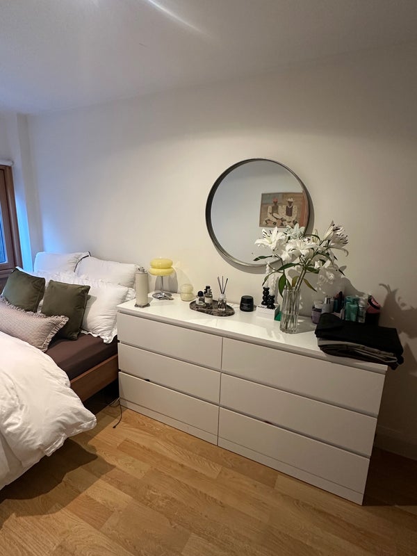 Room Blackstock Road in Greater London