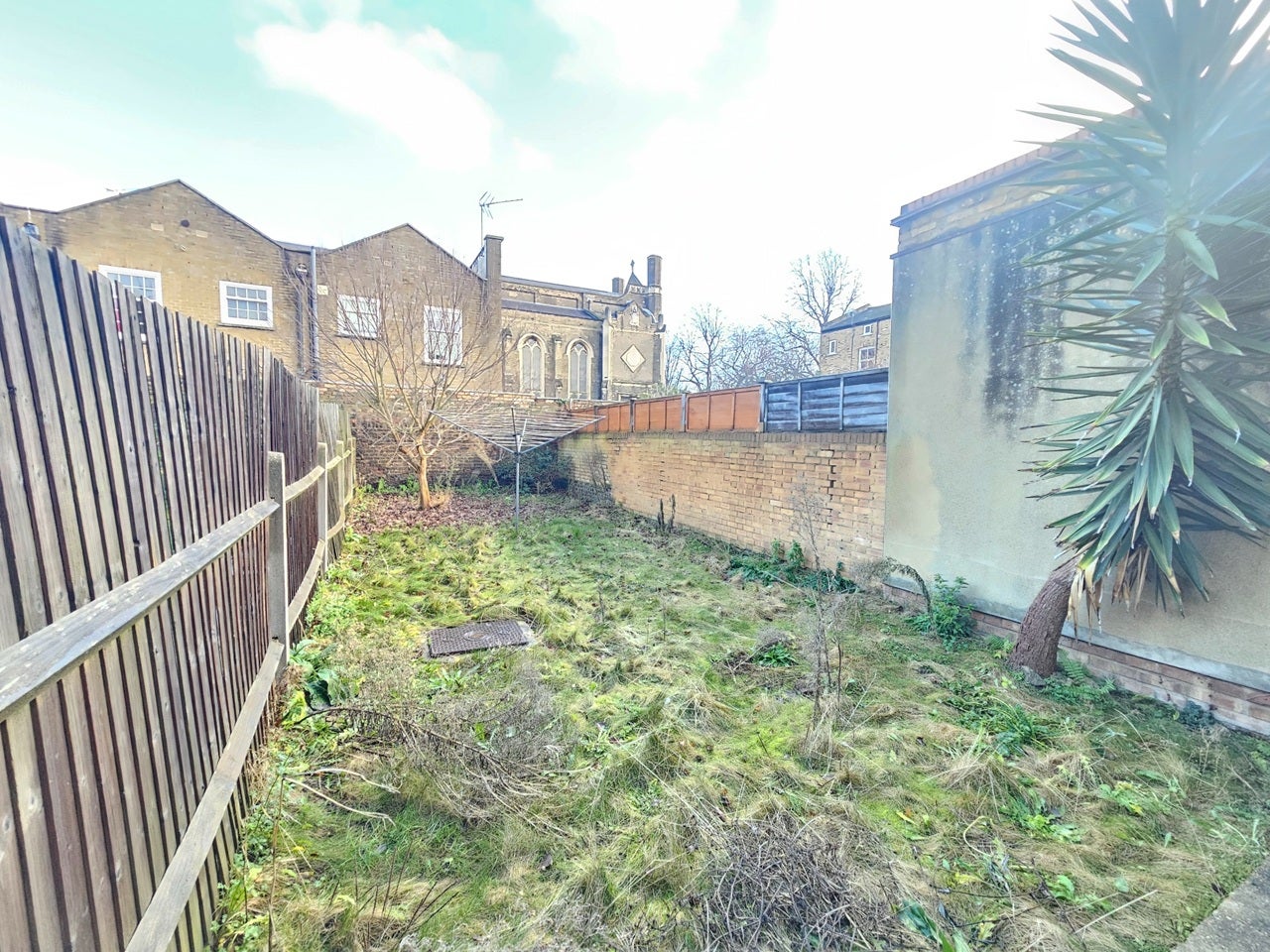Flat Alloway Road in Greater London