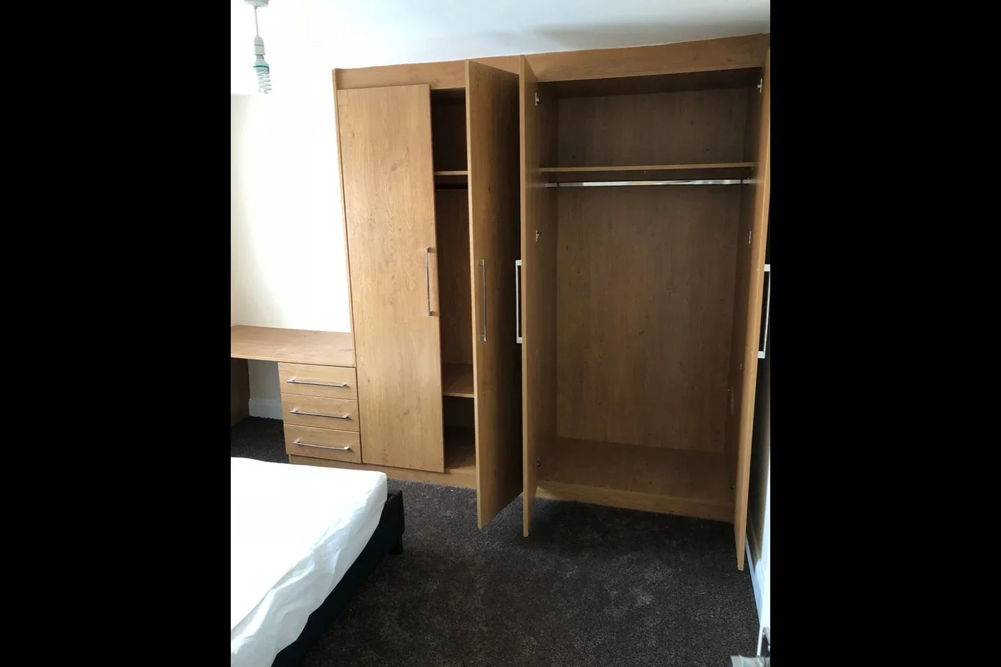 Room Selan Gardens in Greater London