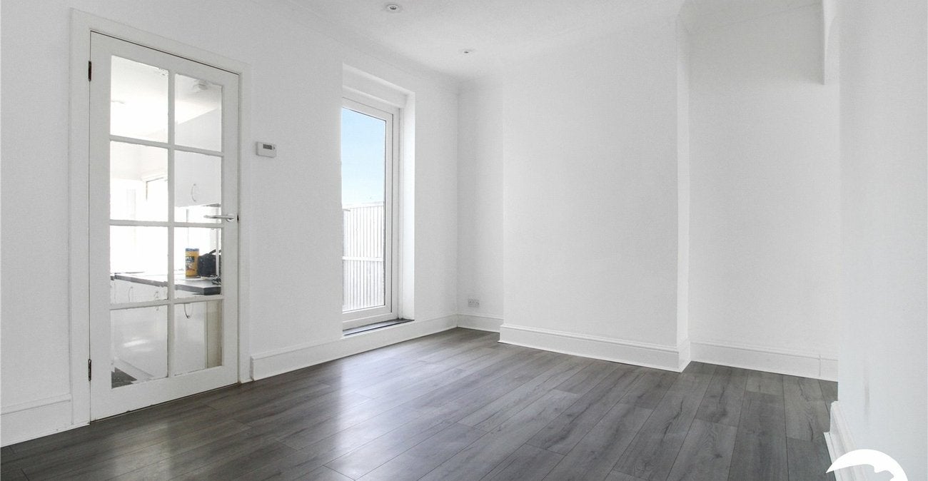 House Knockhall Chase in Dartford