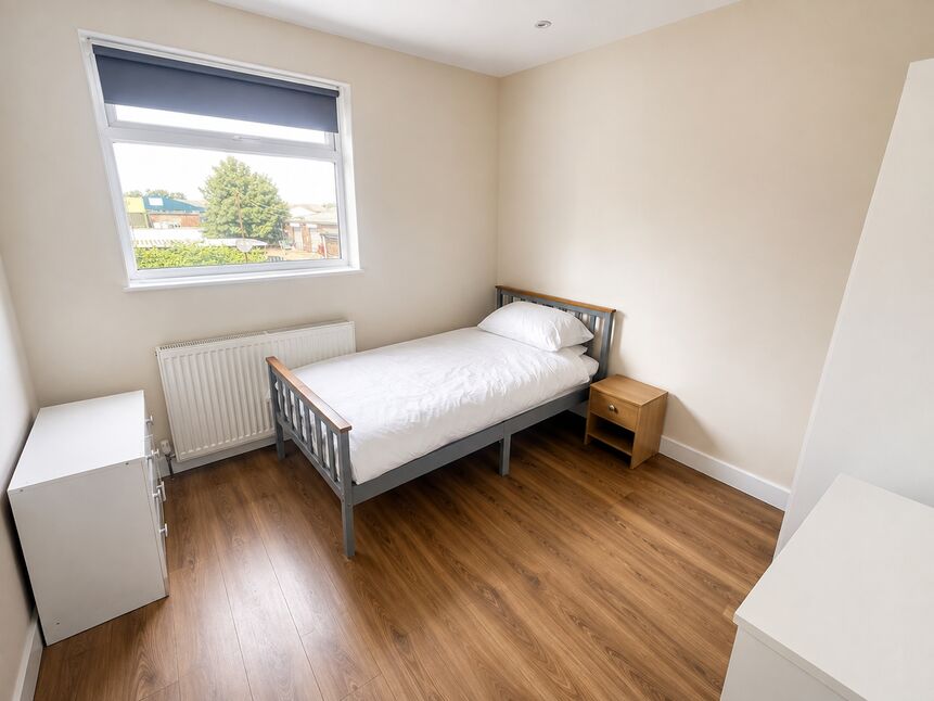 Room Corporation Road in Grimsby