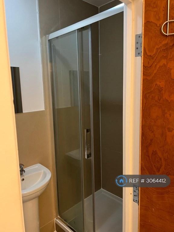 Room Bannockburn Road in Greater London