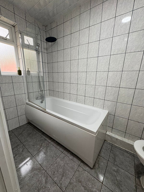 Room Shernhall Street in Greater London