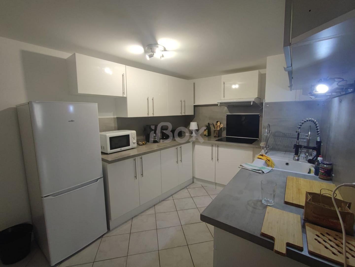 Flat Rue Des Riaux in Toulon
