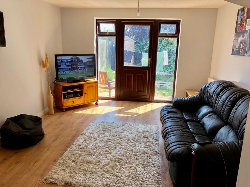 House Rosebery Close in Hereford