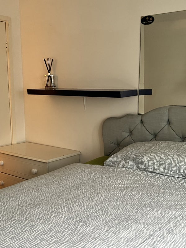 Room Denbigh Street in City of Westminster