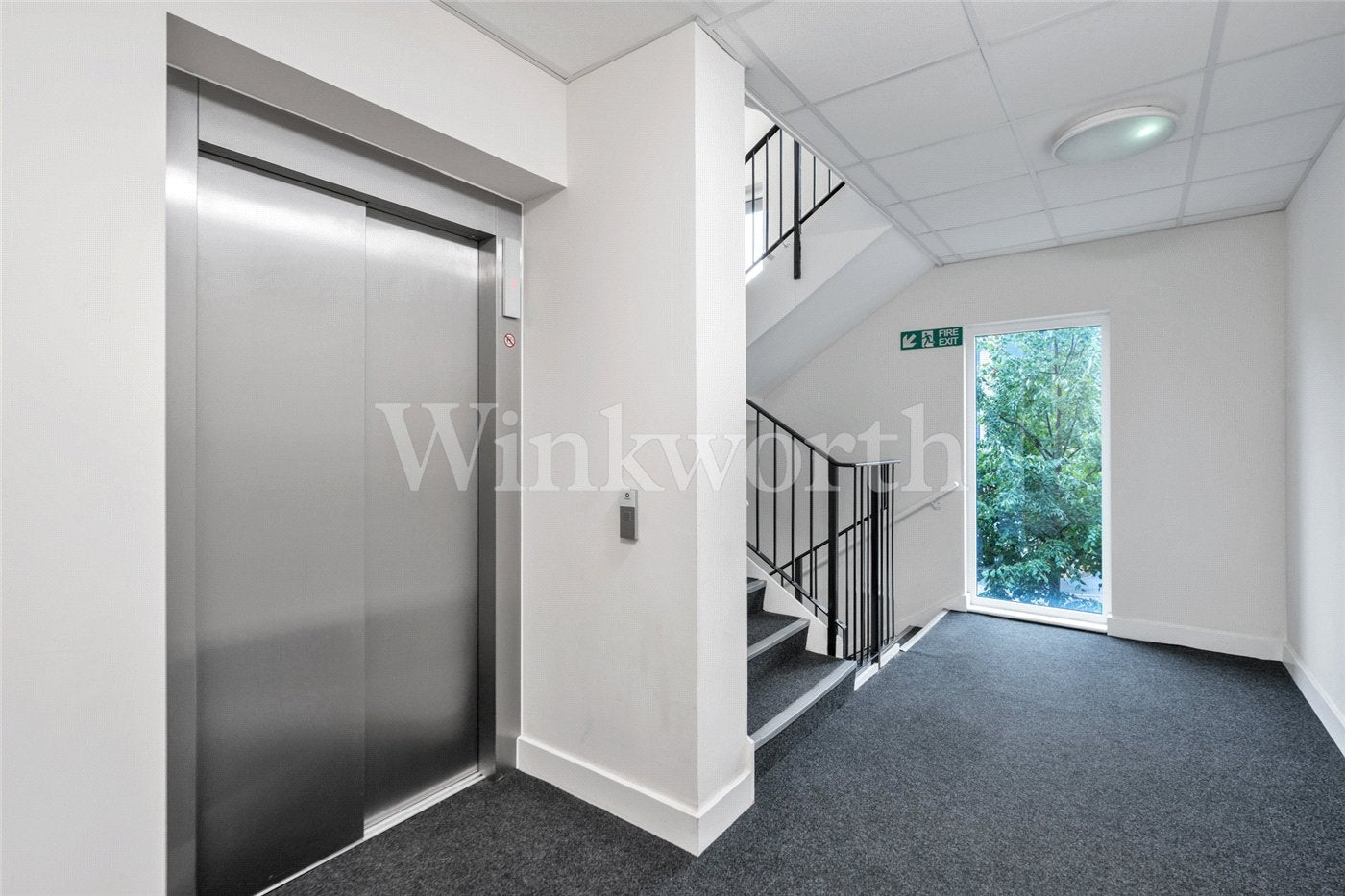 Flat Swannell Way in Greater London