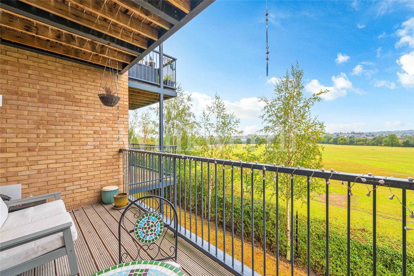 Flat Swannell Way in Greater London