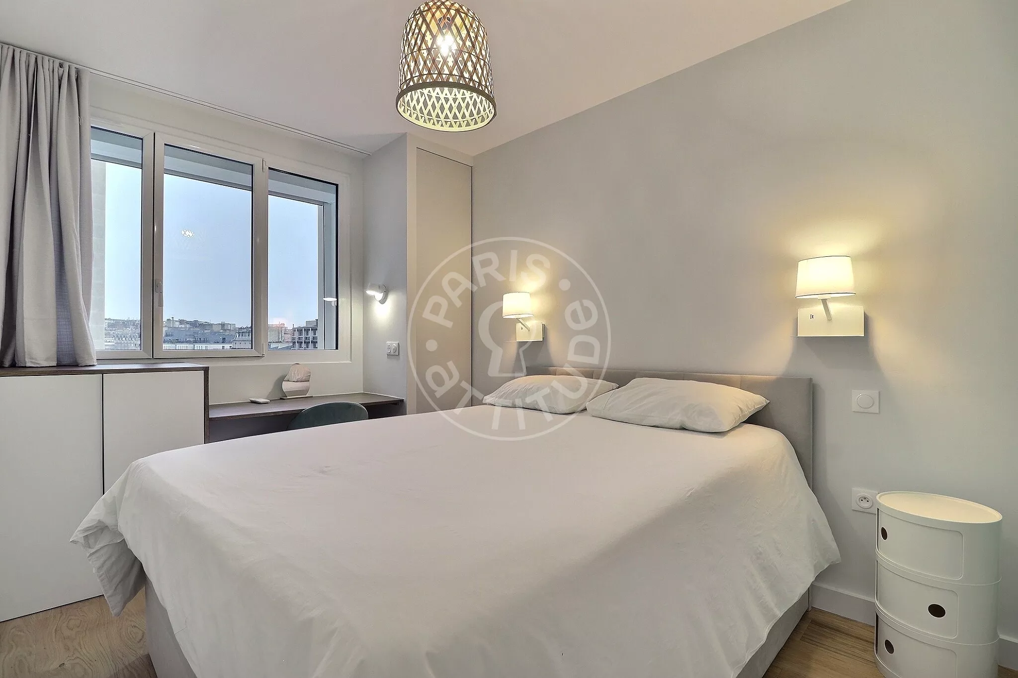 Appartement Rue Saint-Charles à Paris