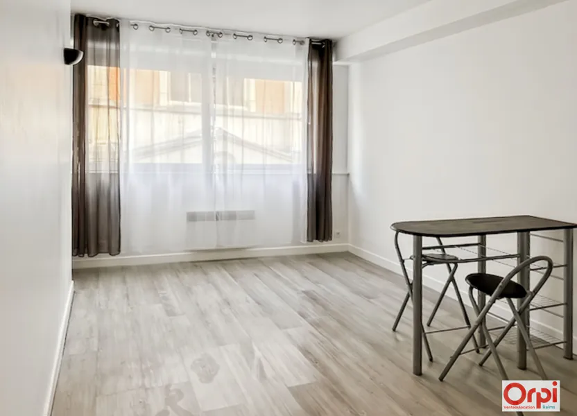 Flat Rue des Orphelins in Reims
