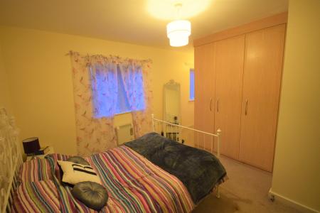 Flat Regent Street in Wrexham