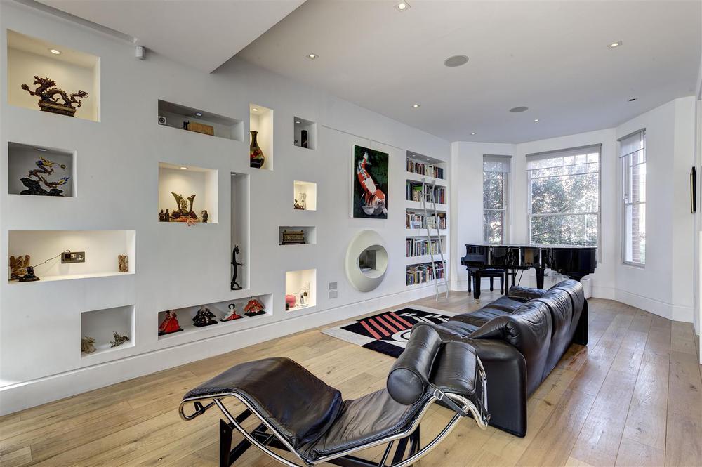 House Goldhurst Terrace in Greater London