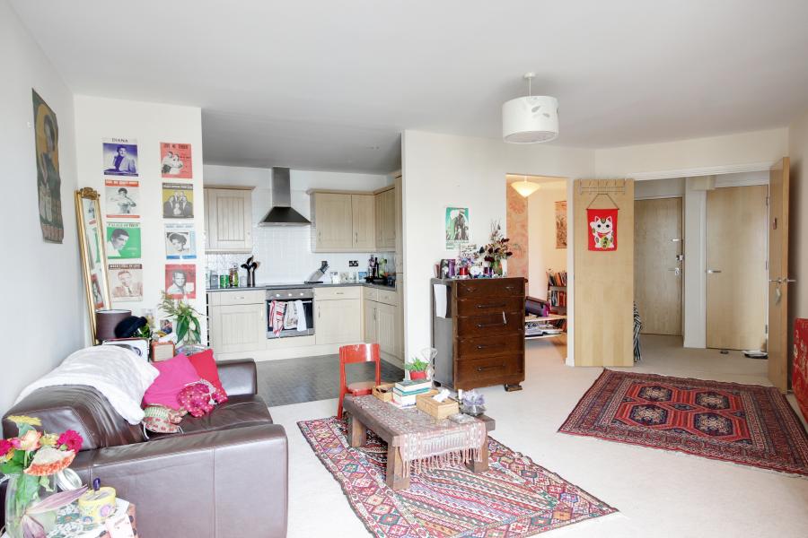 Flat Parkhouse Court in Welwyn Hatfield