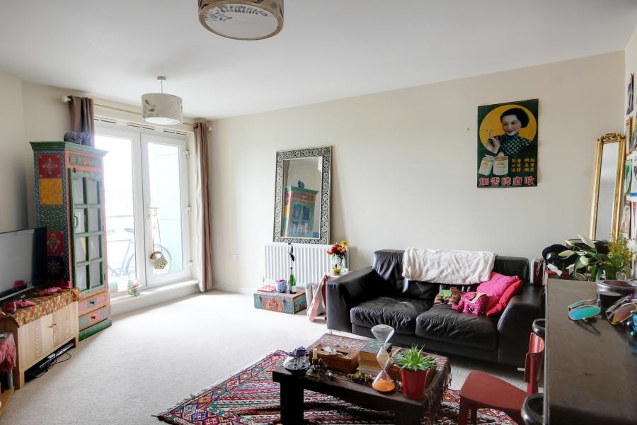 Flat Parkhouse Court in Welwyn Hatfield