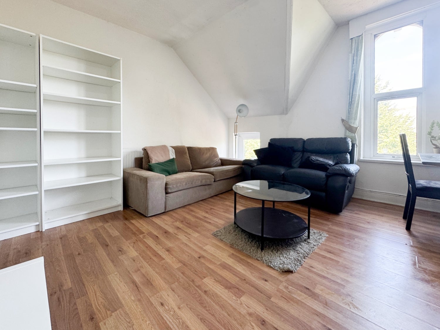 Flat Marlborough Road in Cardiff