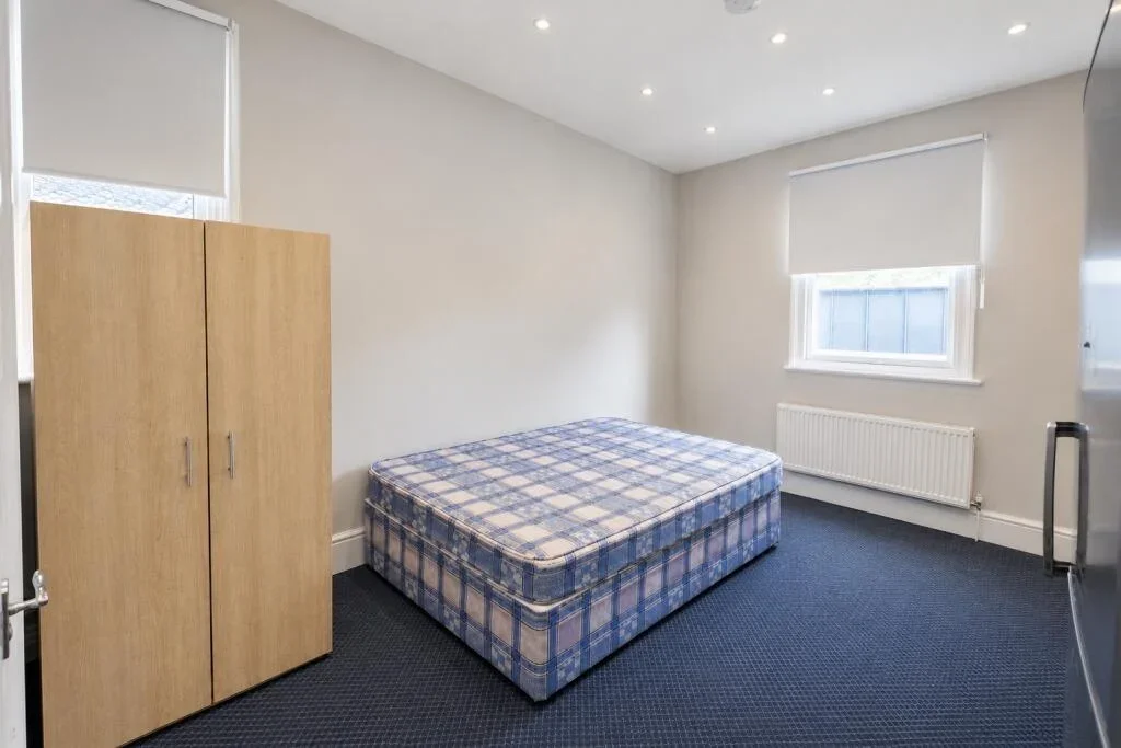 Flat Bromley Road in Greater London