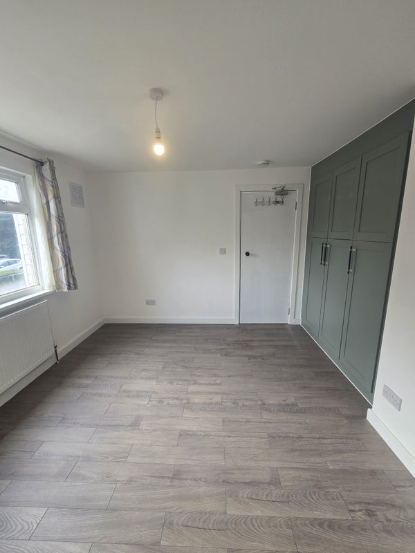 Room Hodings Road in Harlow