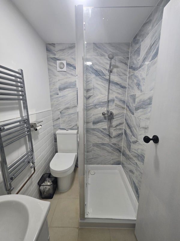 Room Hodings Road in Harlow
