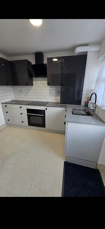 Room Hodings Road in Harlow