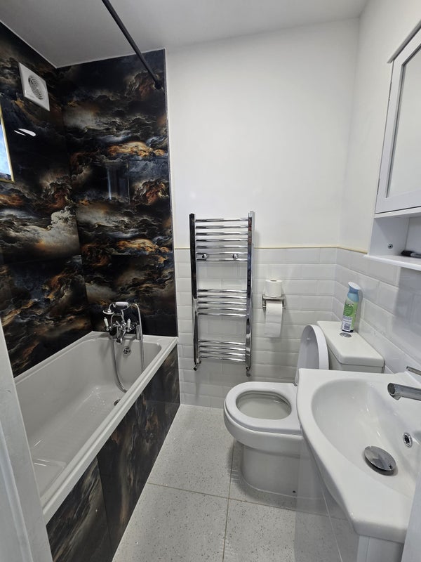 Room Hodings Road in Harlow