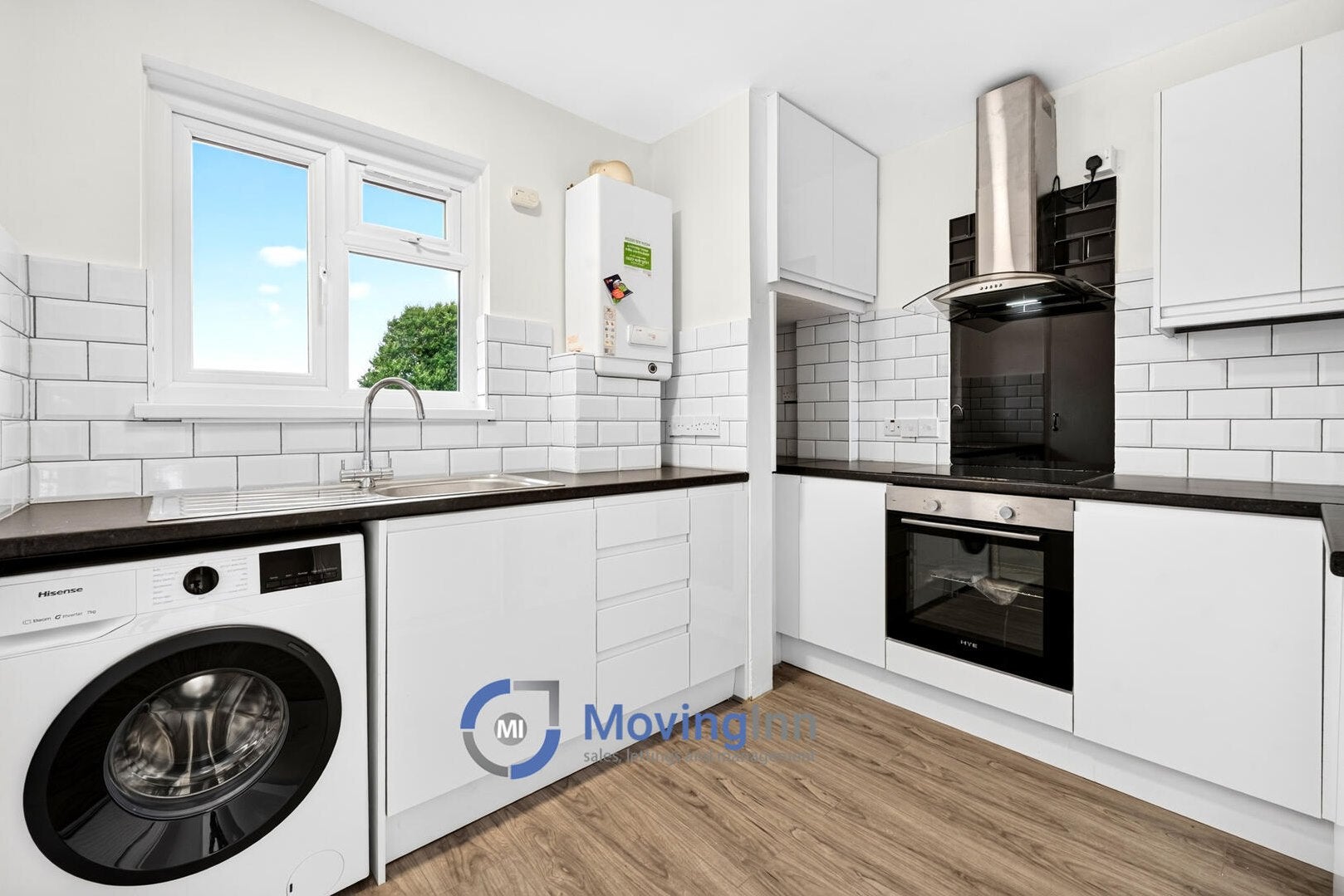 Flat Wickham Road in Greater London