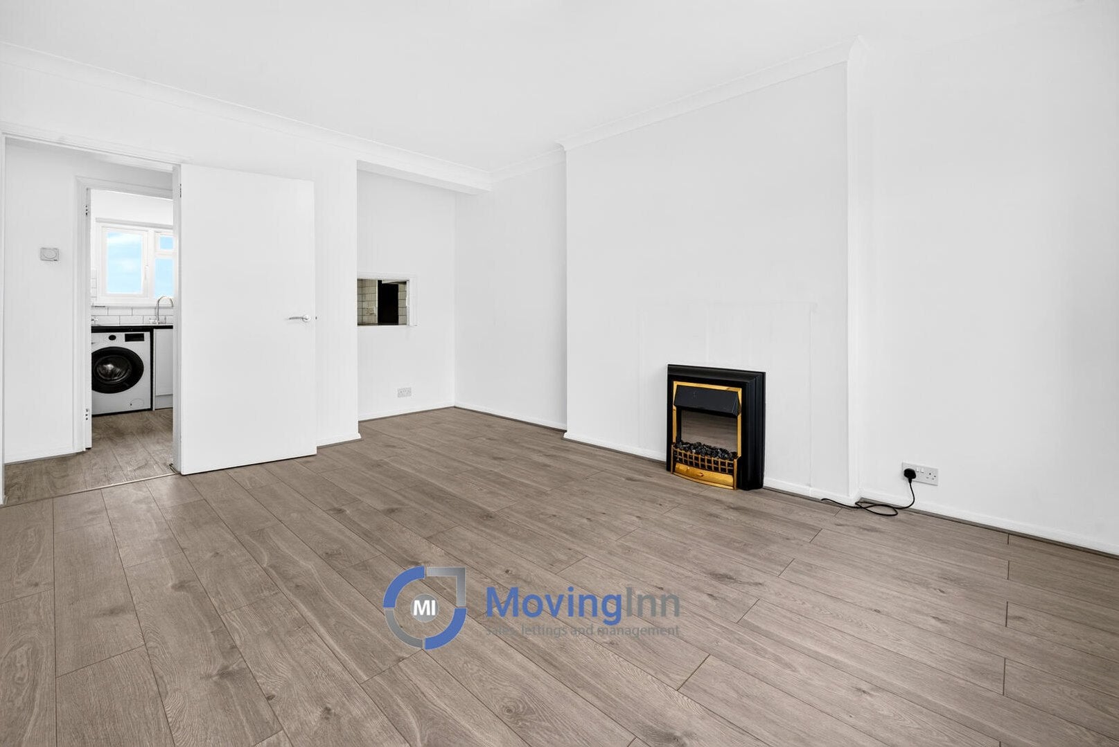 Flat Wickham Road in Greater London