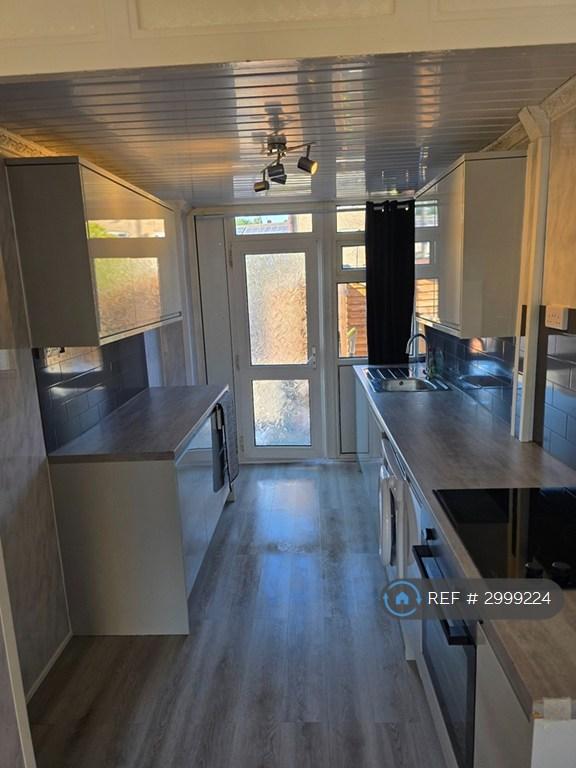 House Livale Walk in Newport