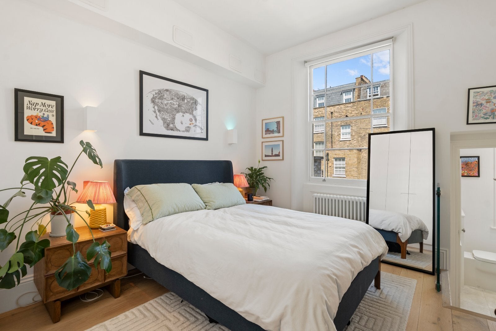 Flat Clarendon Gardens in City of Westminster