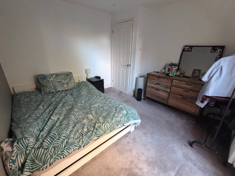 Room The Warren in Greater London