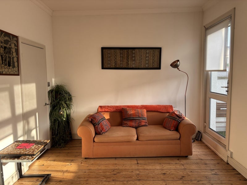 Room Rathcoole Gardens in Greater London