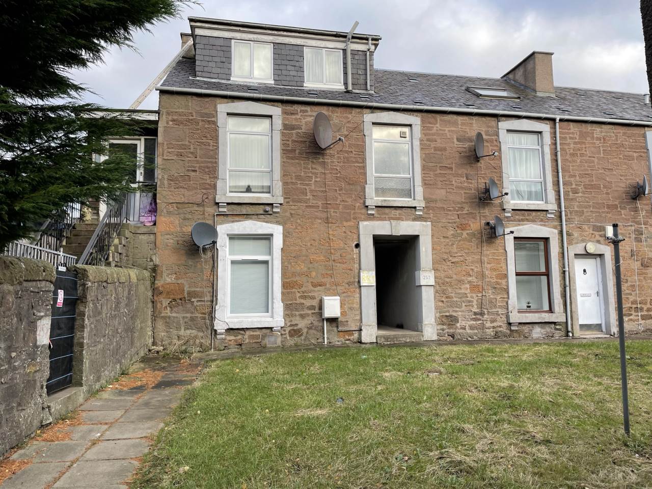Flat Clepington Road in Dundee