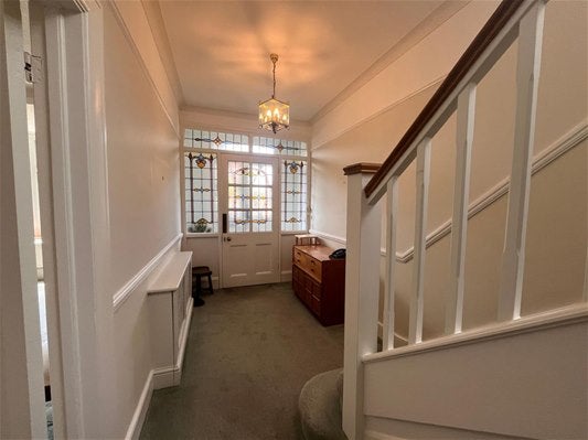 House Rosemont Road in Greater London