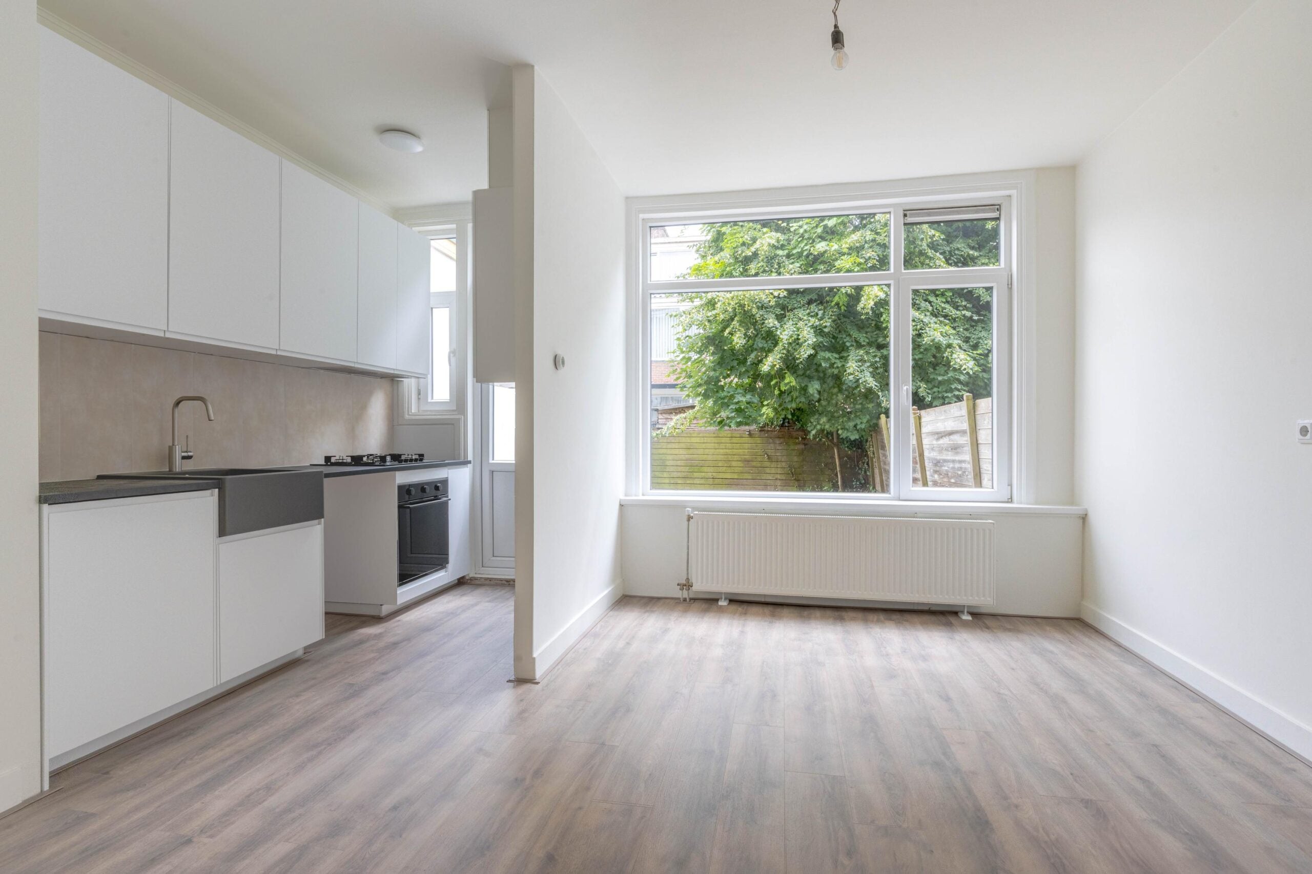 Huis Strevelsweg 204 B in Rotterdam