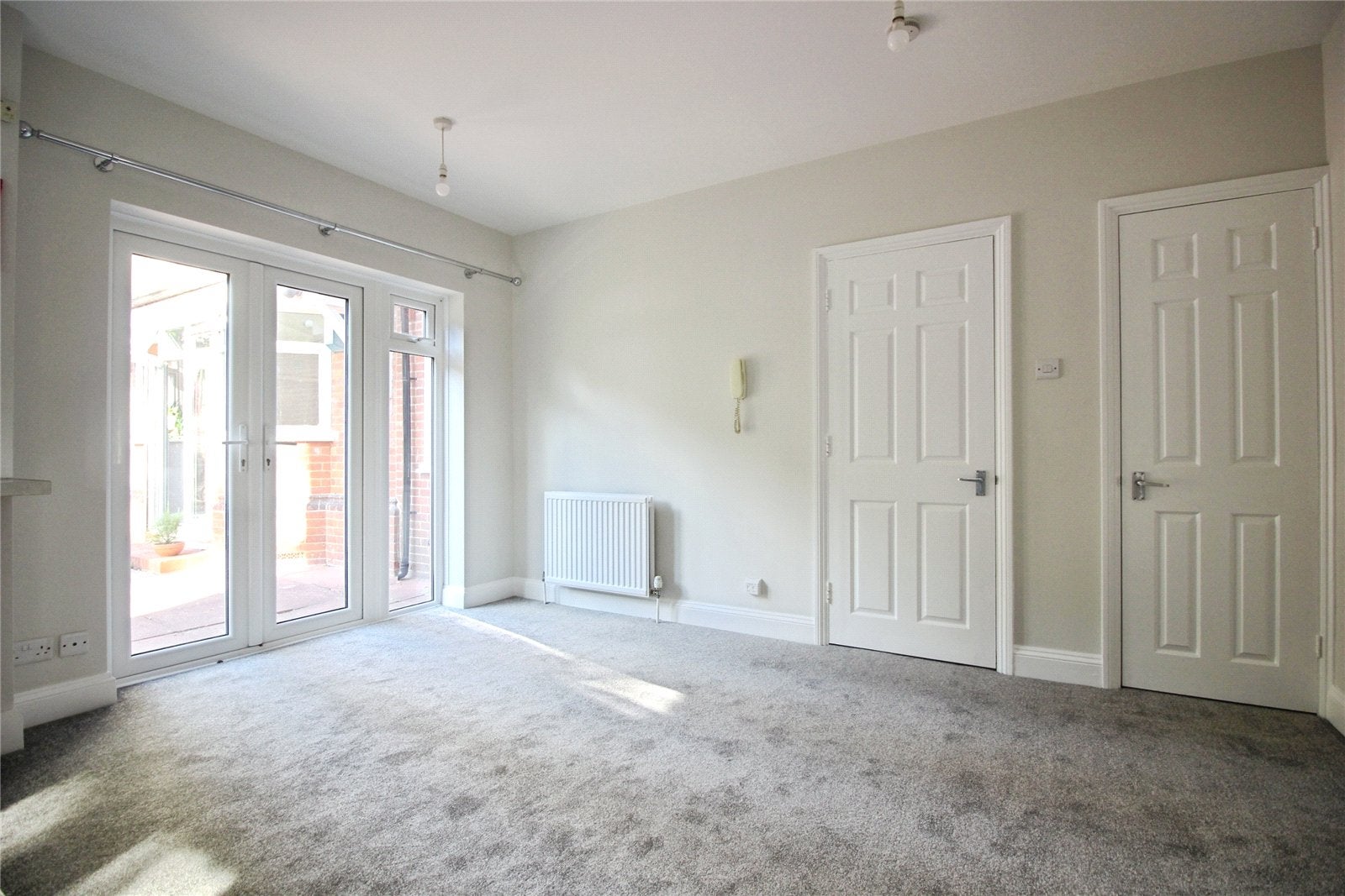 Flat Stansfield Close in Reading