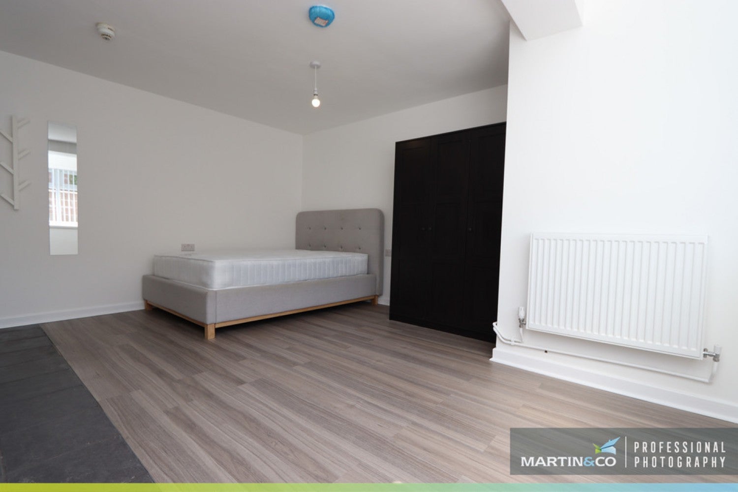 Room Spencer Street in Cardiff