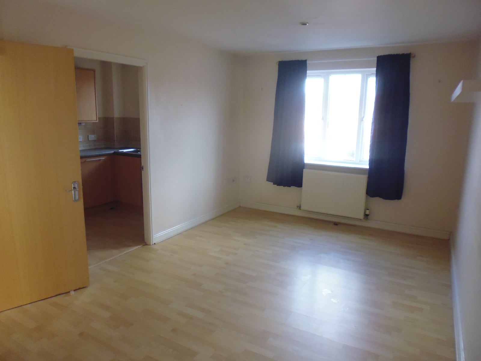 Flat Finchale Avenue in Priorslee Village