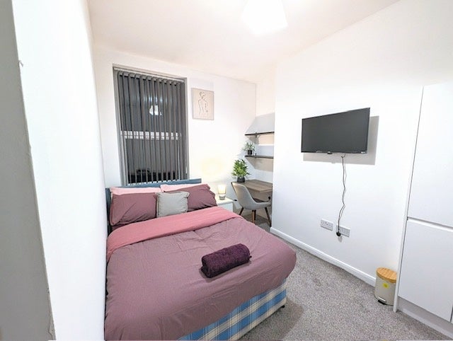 Room Wellington Street in Preston