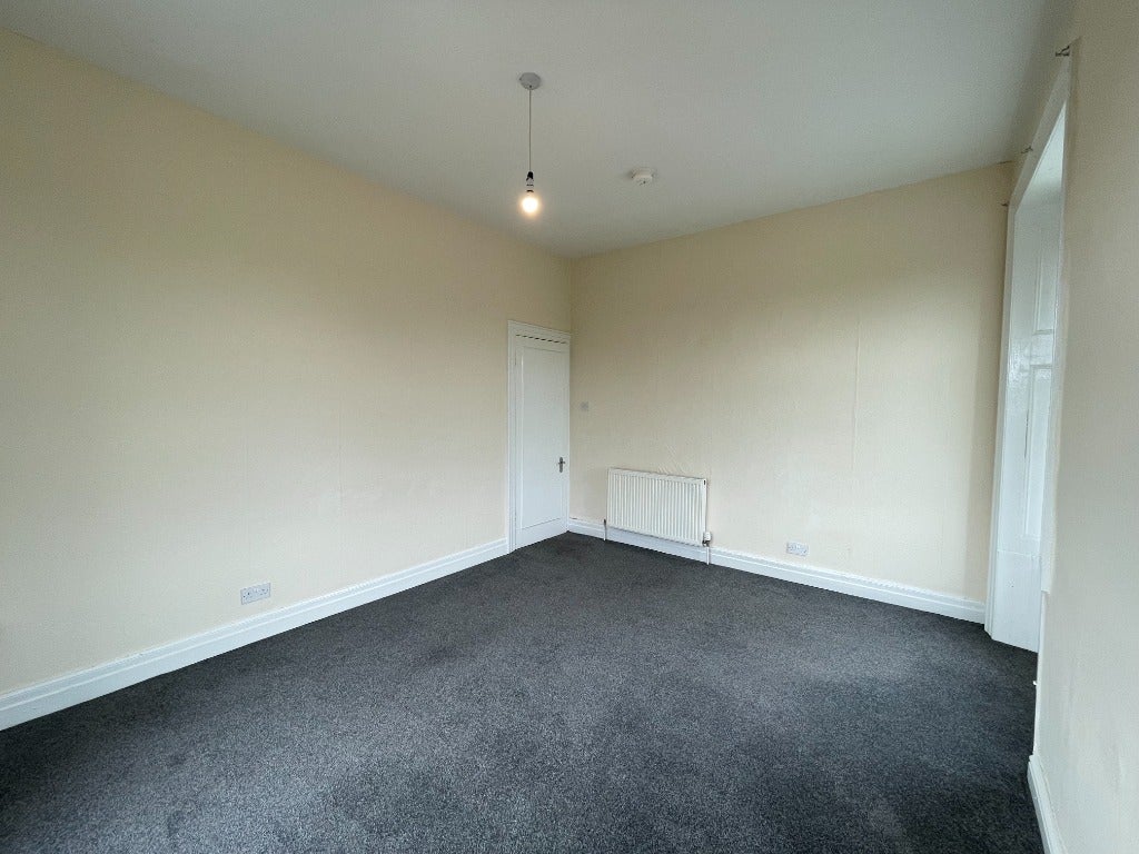 Flat Warden Road in Borough of Swale