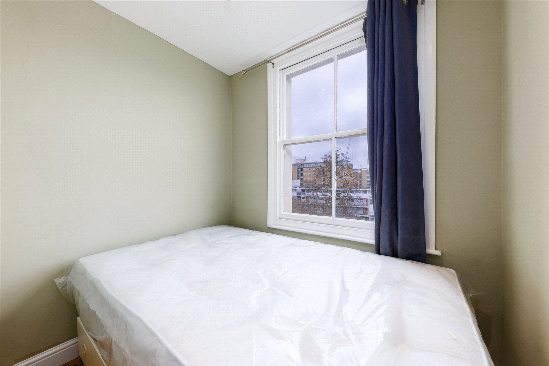 Flat Claverton Street in City of Westminster