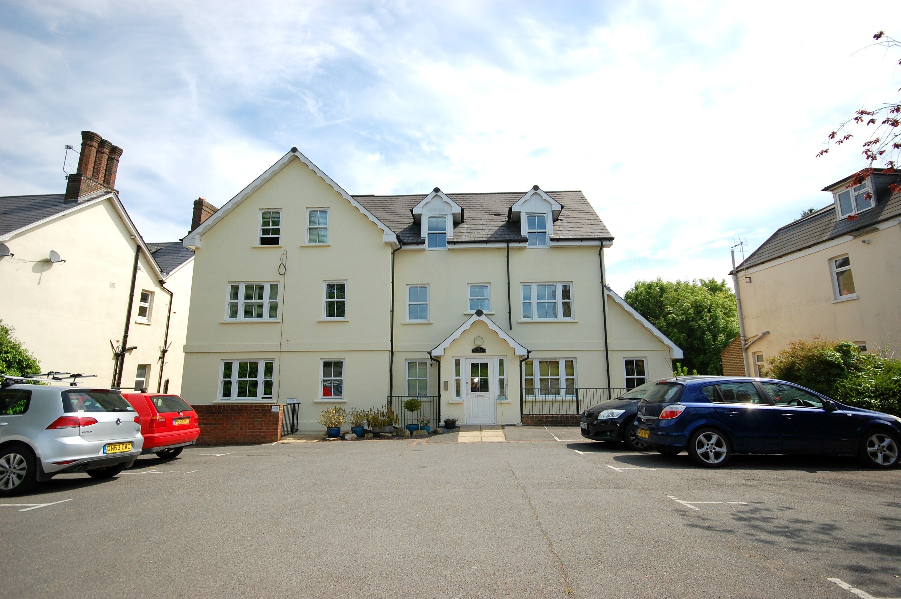 Flat New Town in Wealden