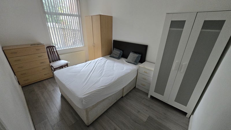 Room Sandy Lane in Coventry