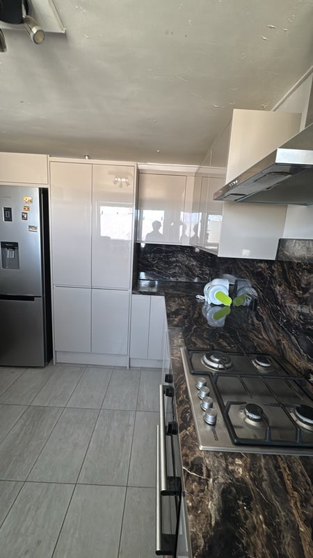 Room Hay Close in Greater London