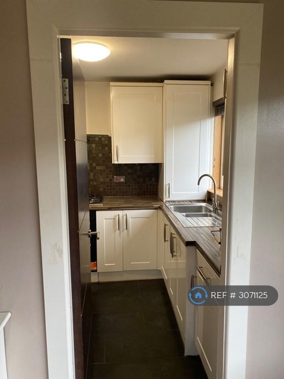Flat Balmartin Road in Glasgow