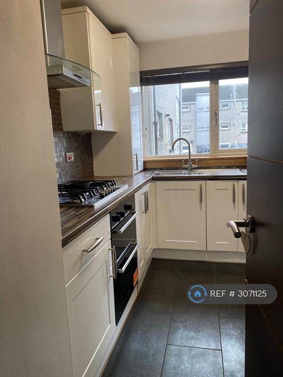 Flat Balmartin Road in Glasgow