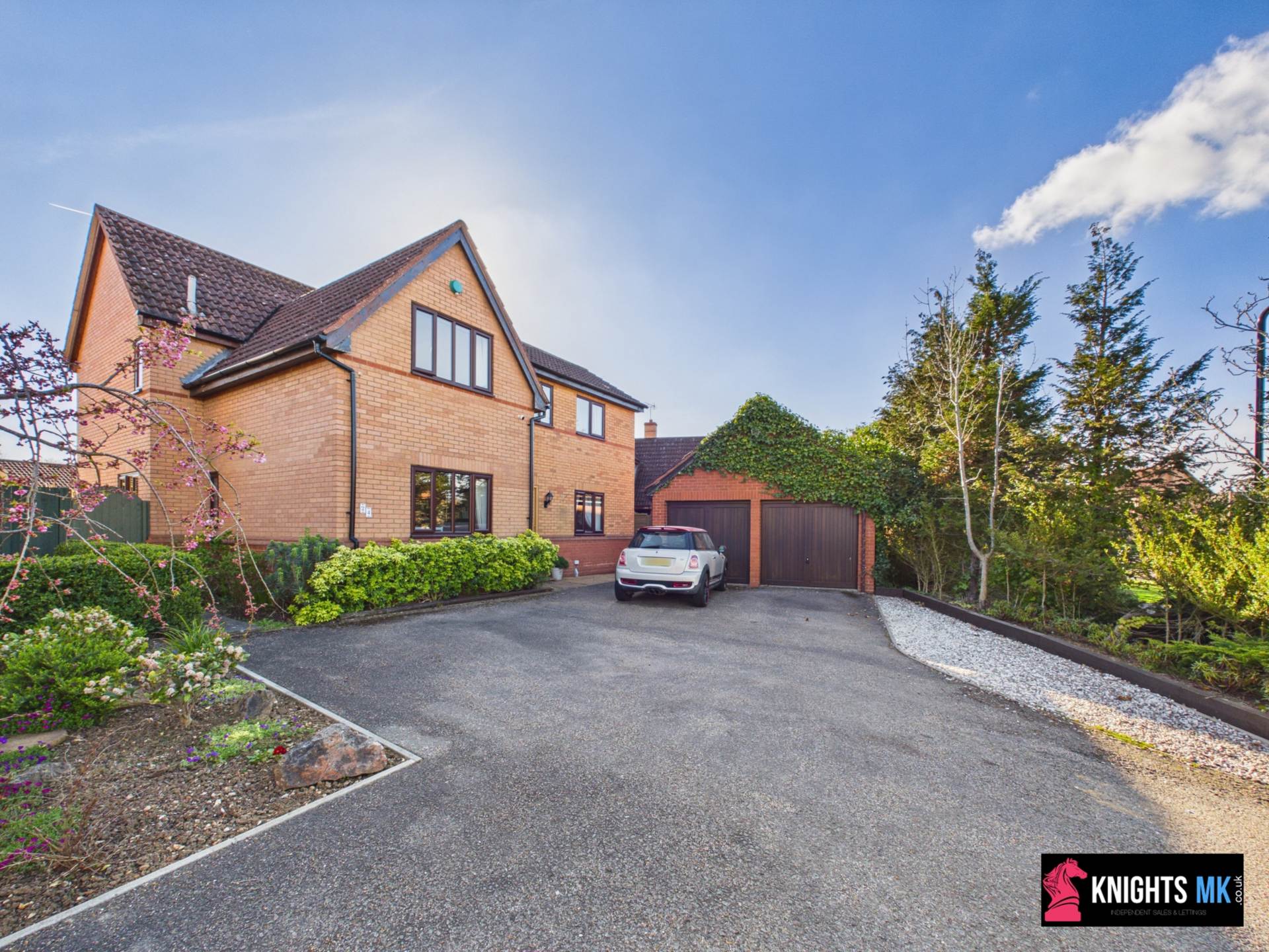 House Aldrich Drive in Milton Keynes