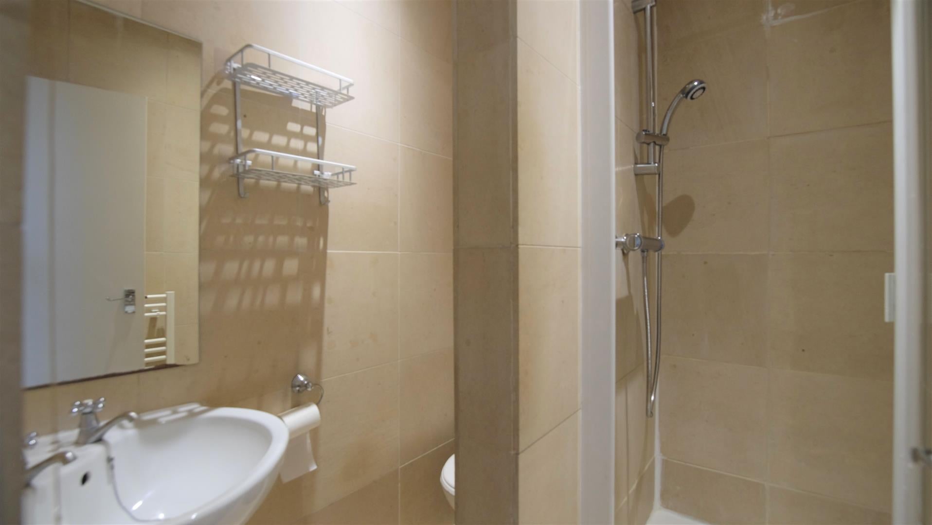 Flat Blenheim Passage in City of Westminster