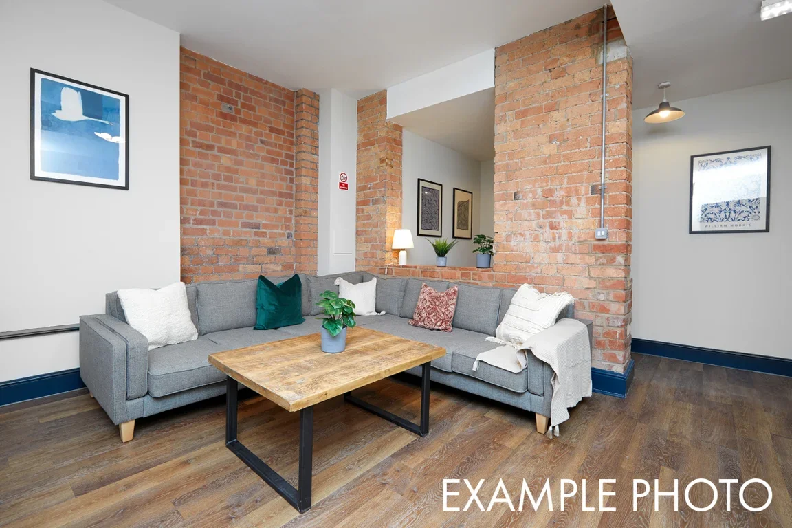 Flat Welford Road in Leicester