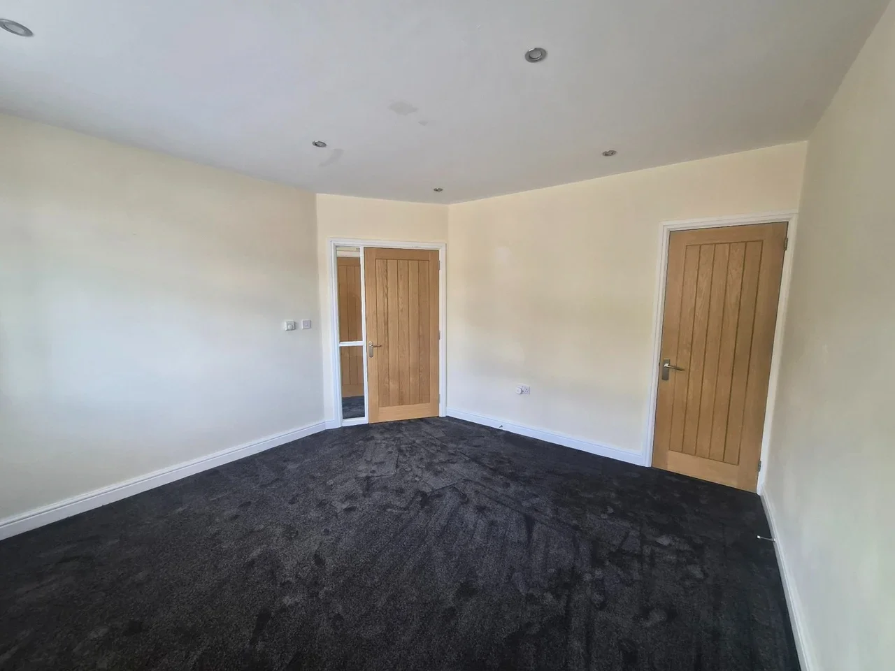 House Garratts Road in Hertsmere