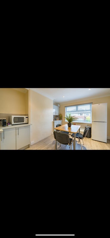 Room Back Mayville Avenue in Leeds